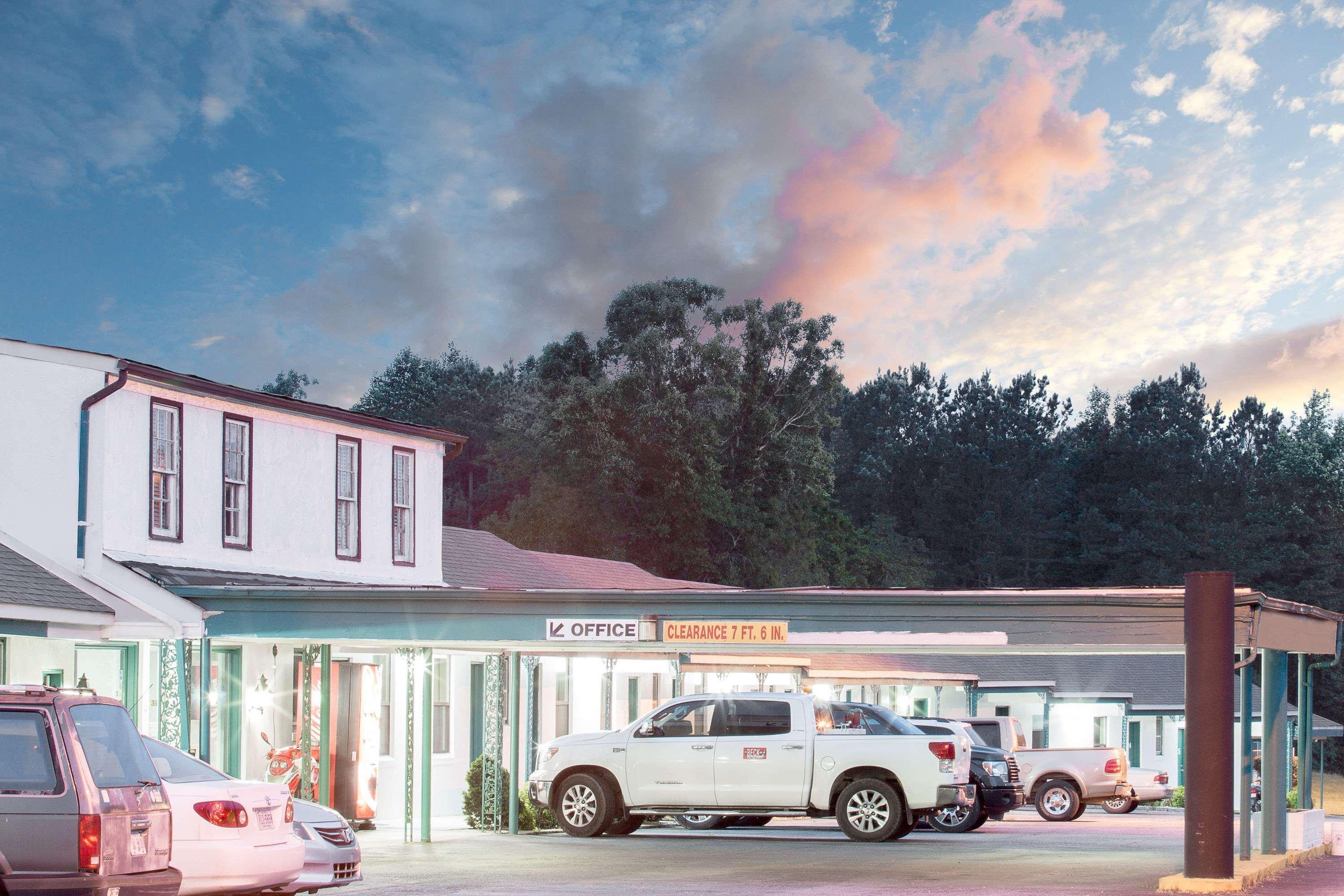 Knights Inn Emporia Exterior foto